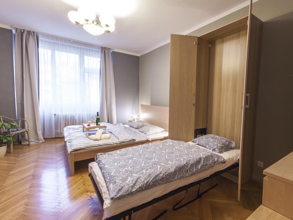 Modern Central Apartment Dlouhá Praga Esterno foto