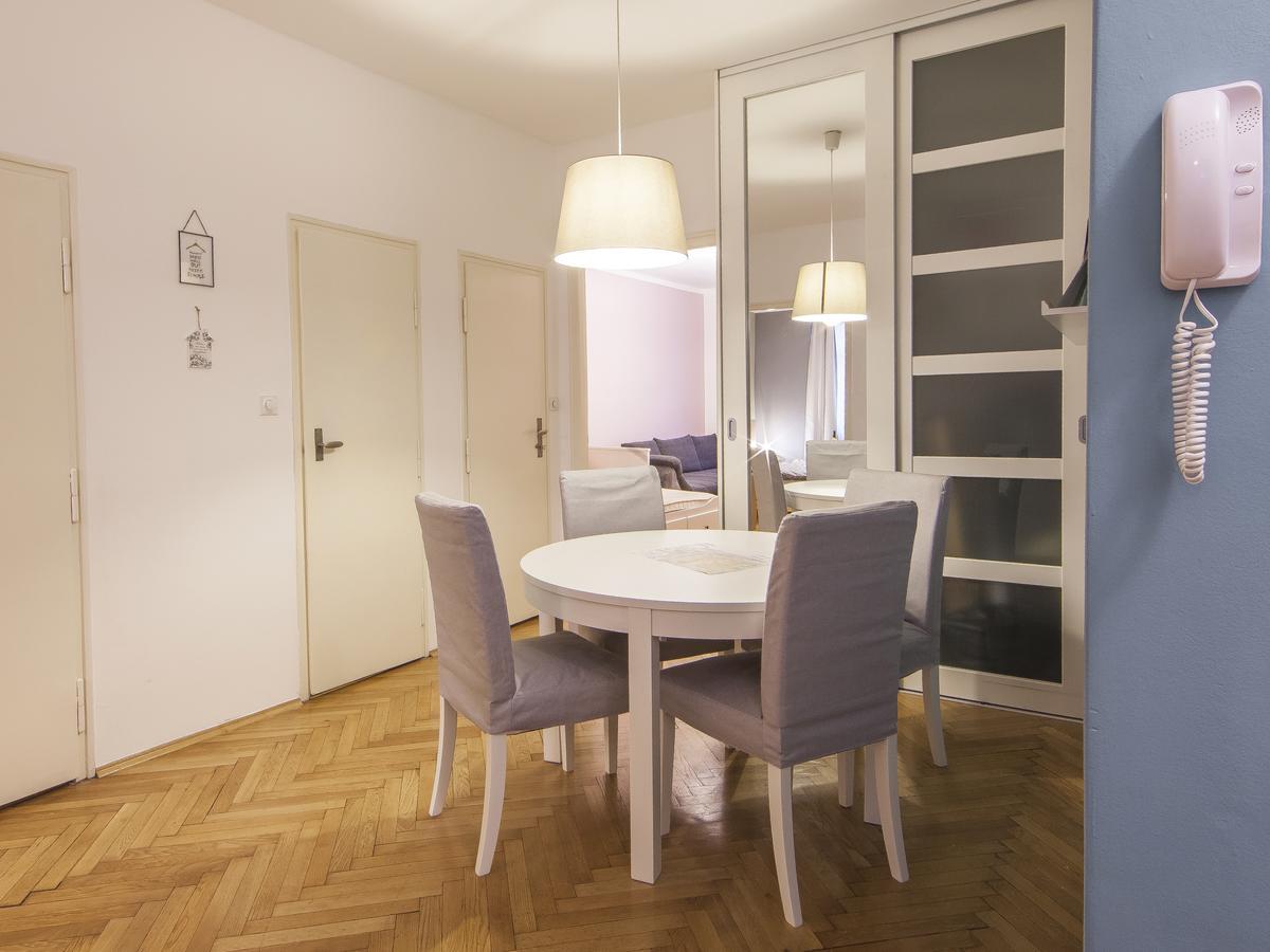Modern Central Apartment Dlouhá Praga Esterno foto